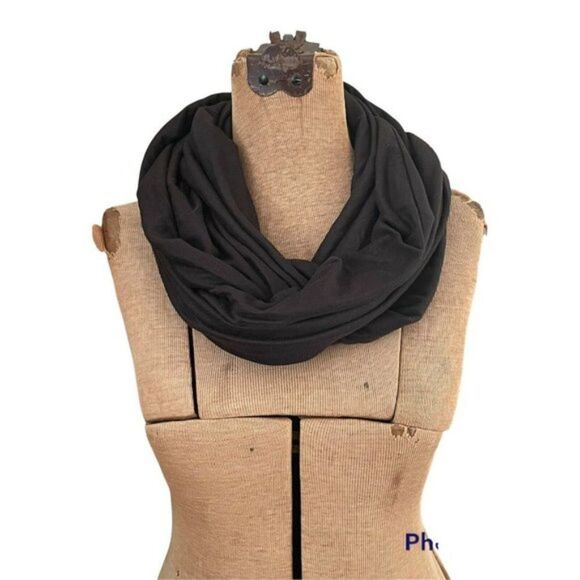 Beyond yoga Fabfitfun black scarf - Picture 3 of 7